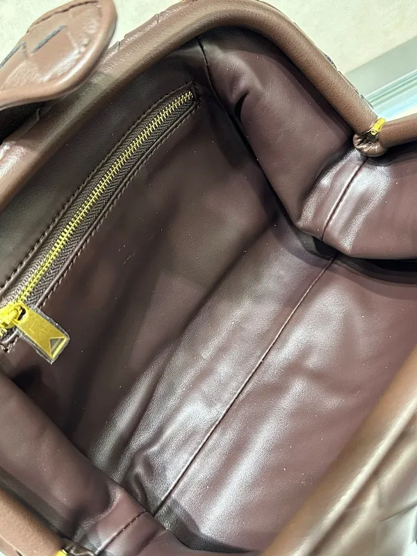 All Categories Official Website "Brand Women's Bags" Women's Bags 💙 BV 2025 Official Website New BV Crossbody Bag
